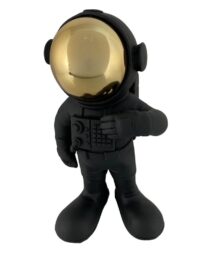 POLY ASTRONAUT DECOR