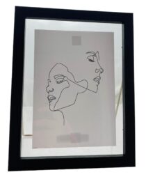 COLORED PLASTIC PHOTO FRAME